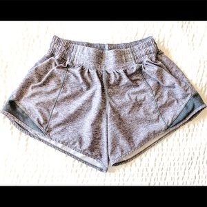 Lululemon Hotty Hot Short 4”